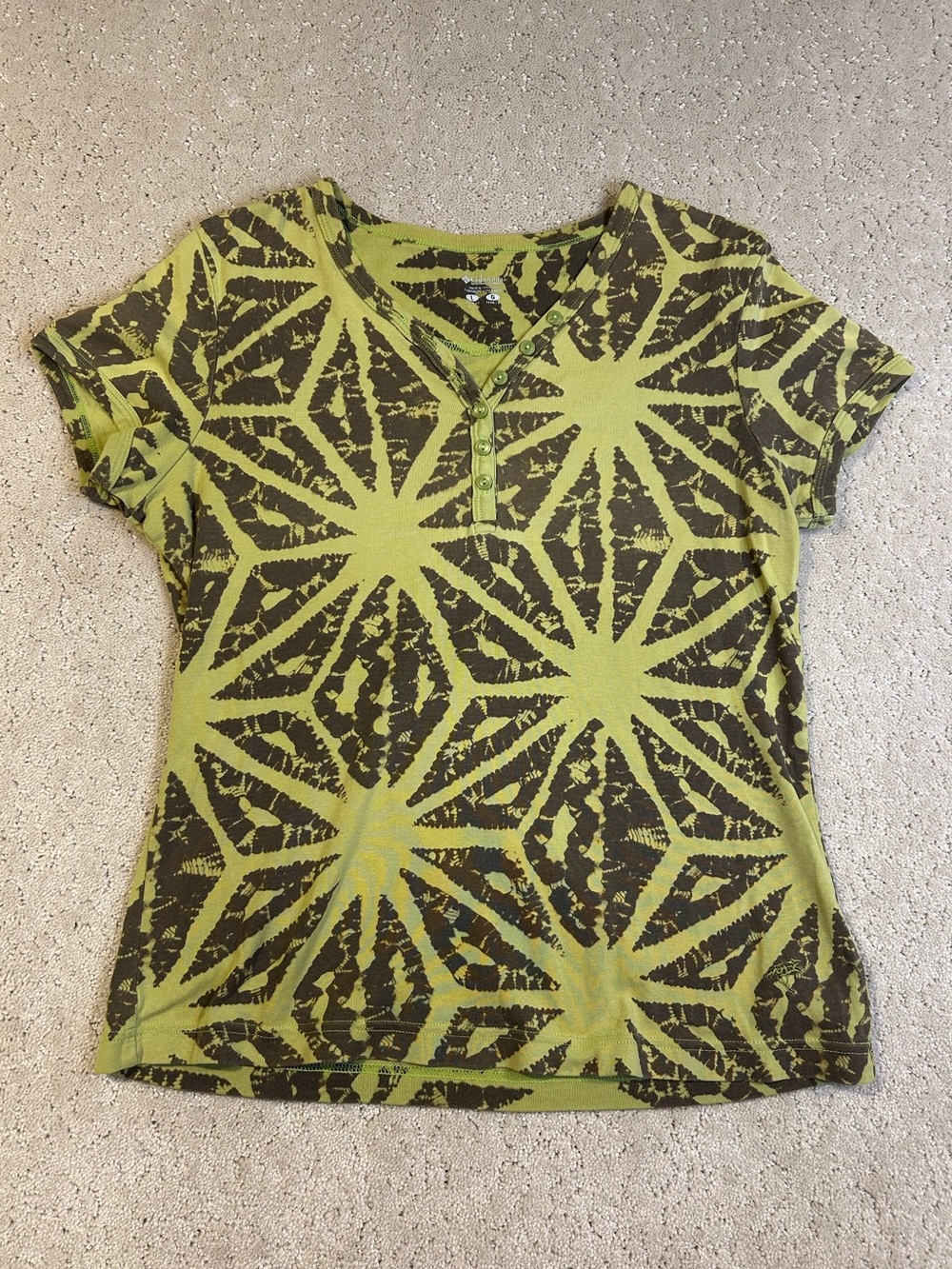 Women’s Vintage Columbia Sportswear Henley Tee Green & Brown Size Large